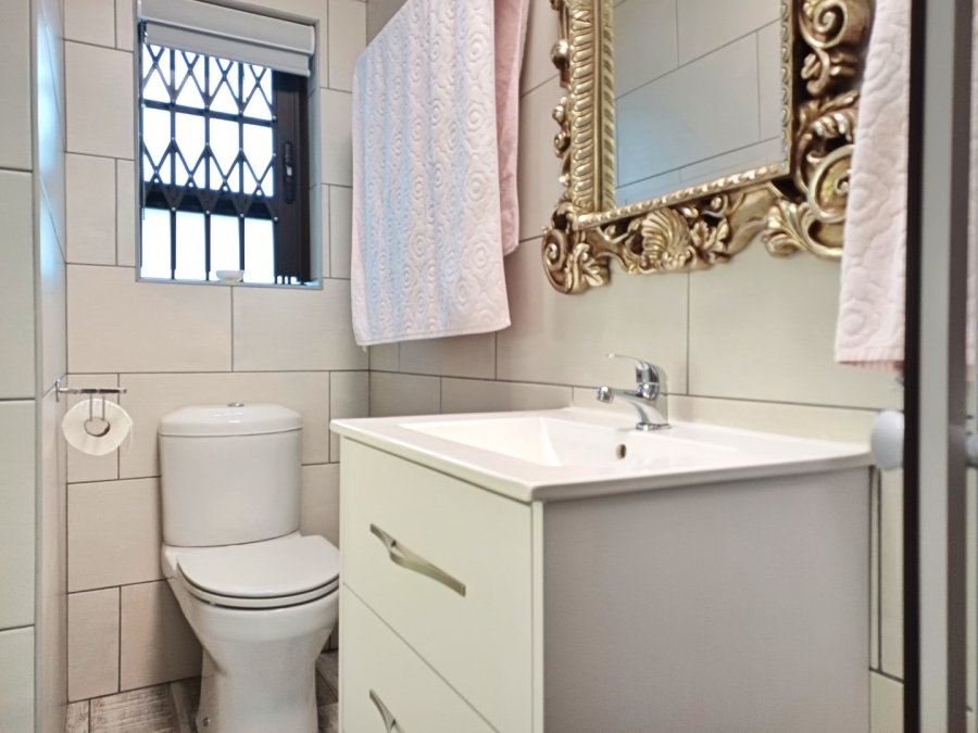 2 Bedroom Property for Sale in Island View Western Cape